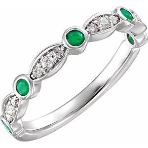 14K White Natural Emerald & 1/6 CTW Natural Diamond Ring